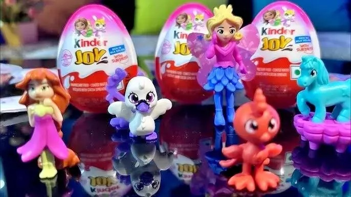 Kinder Joy Dinosaur Adventure 20g (Expiry 15/06/2025) | Pack of 24 I Chocolate Surprise Egg Easter